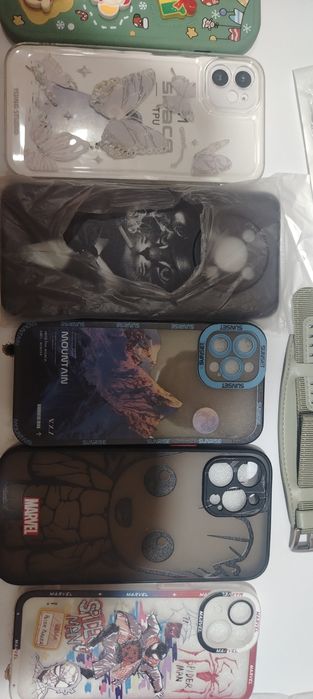 Чихлы бронь стекло ремешки.