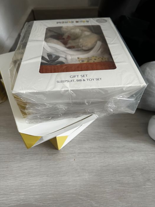 Бебешки подаръчни комплекти от Англия