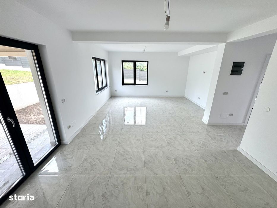 600 mp teren!PLACA si peste etaj!Dressing!Casa 4 camere,Bucium-Barnova