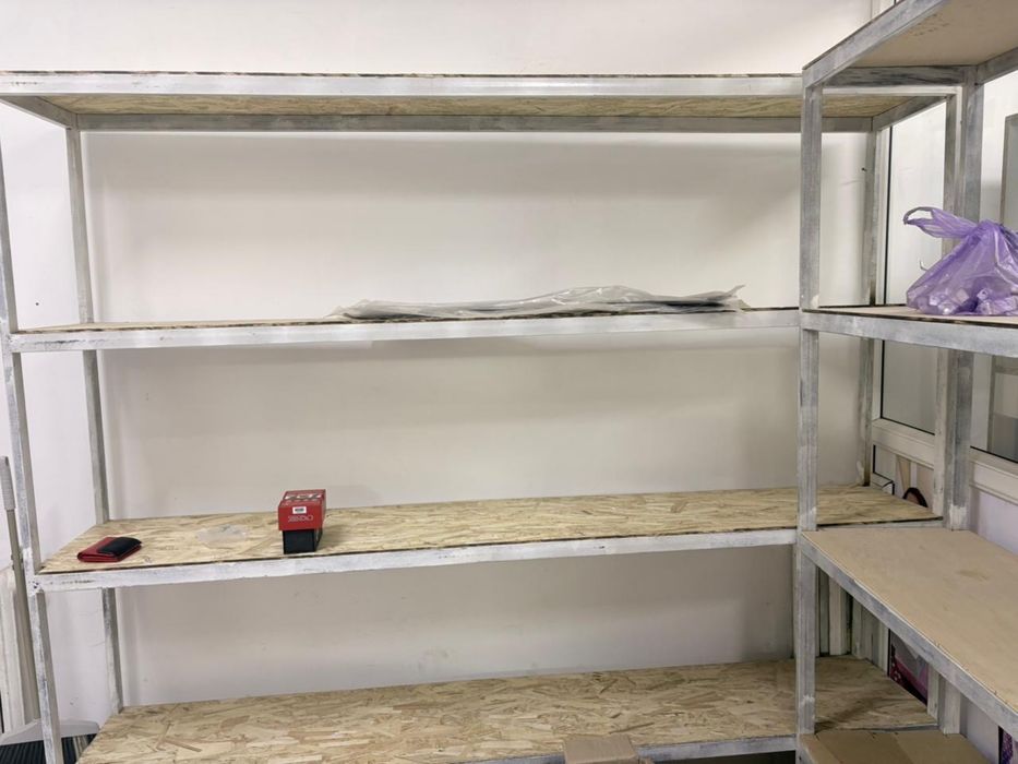 Полка склатка магазинге