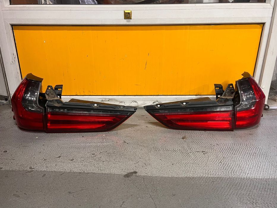 Фонари Lexux lx570