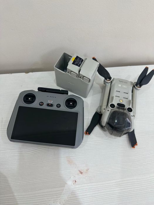 Продам Дрон DJI mini 4 pro