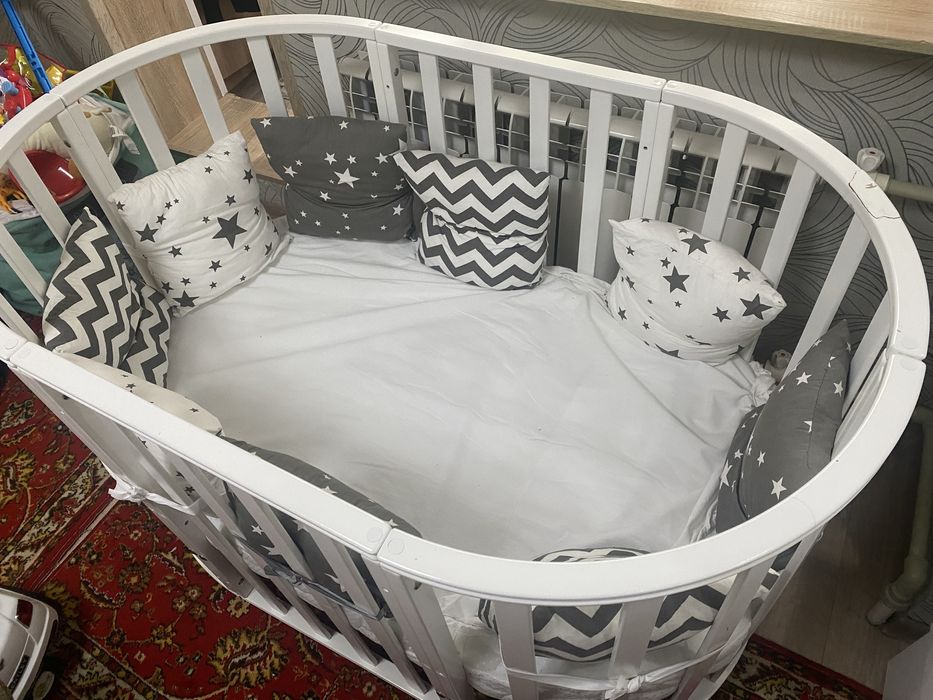 Продается манеж трансформер в хорошем состоянии.