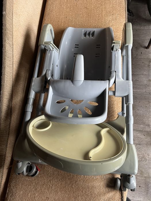 Продам стул для кормления ребенка