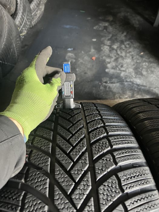 4 anvelope de iarna 255/50/20 Bridgestone 7-7.5 mm!