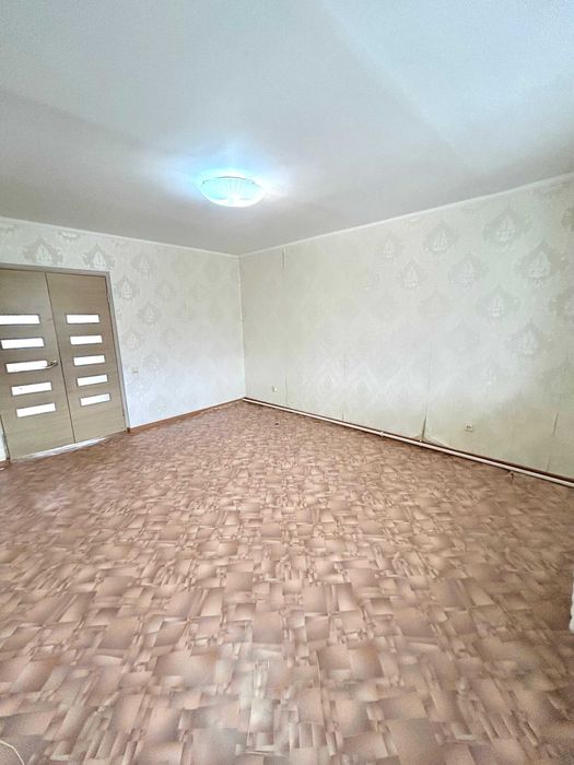 Продаётся 3 комн квартира