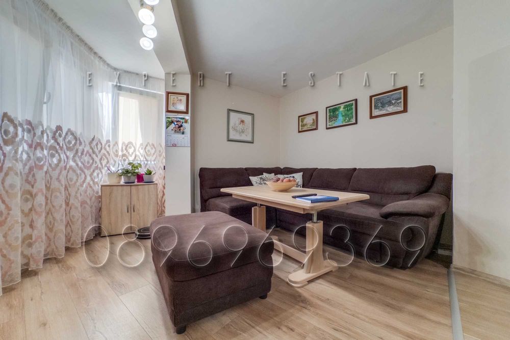 Продава се Тристаен апартамент в Варна, Погреби - 80 кв.м за 1750 €/кв.м - Снимка #2
