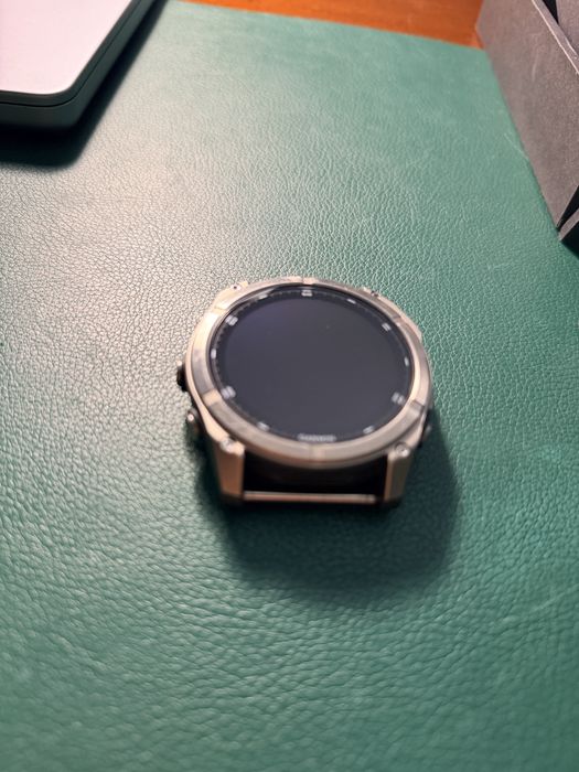 Vand Garmin Fenix 8 51mm Sapphire inca in garantie Romania