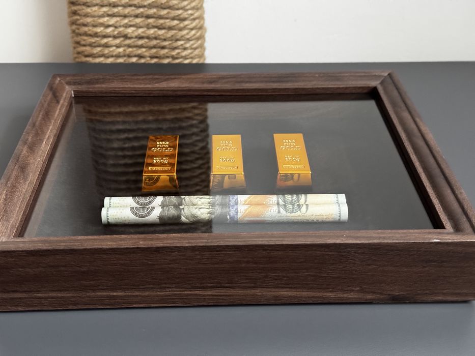 Tablou 3D decorativ – Lingouri aurii & dolari