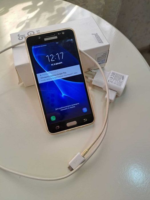 Смартфон Galaxy J5 (б/у)