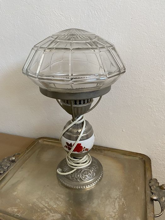 Lampa foarte vechie
