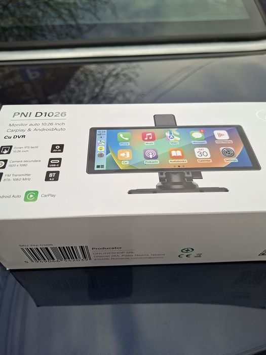 Vând monitor auto