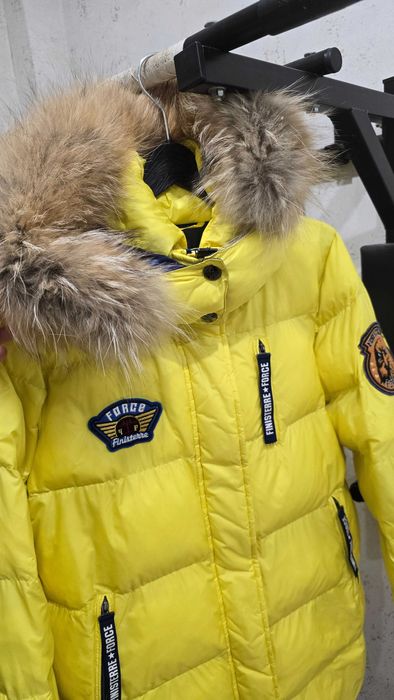 Продам куртку размер s 42.