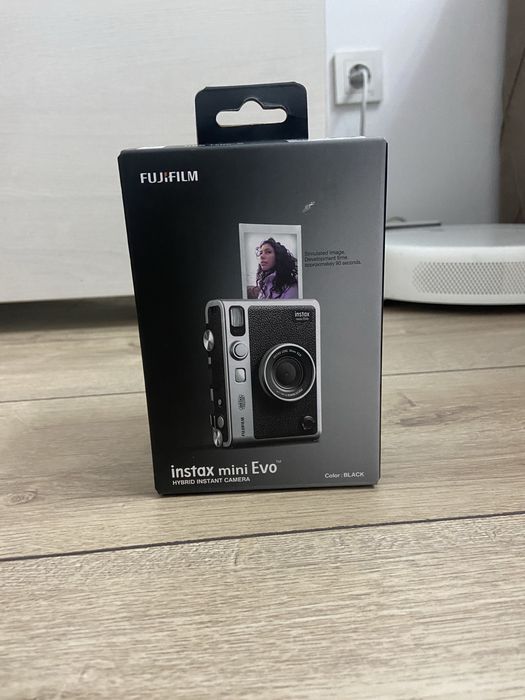 fujifilm instax mini evo