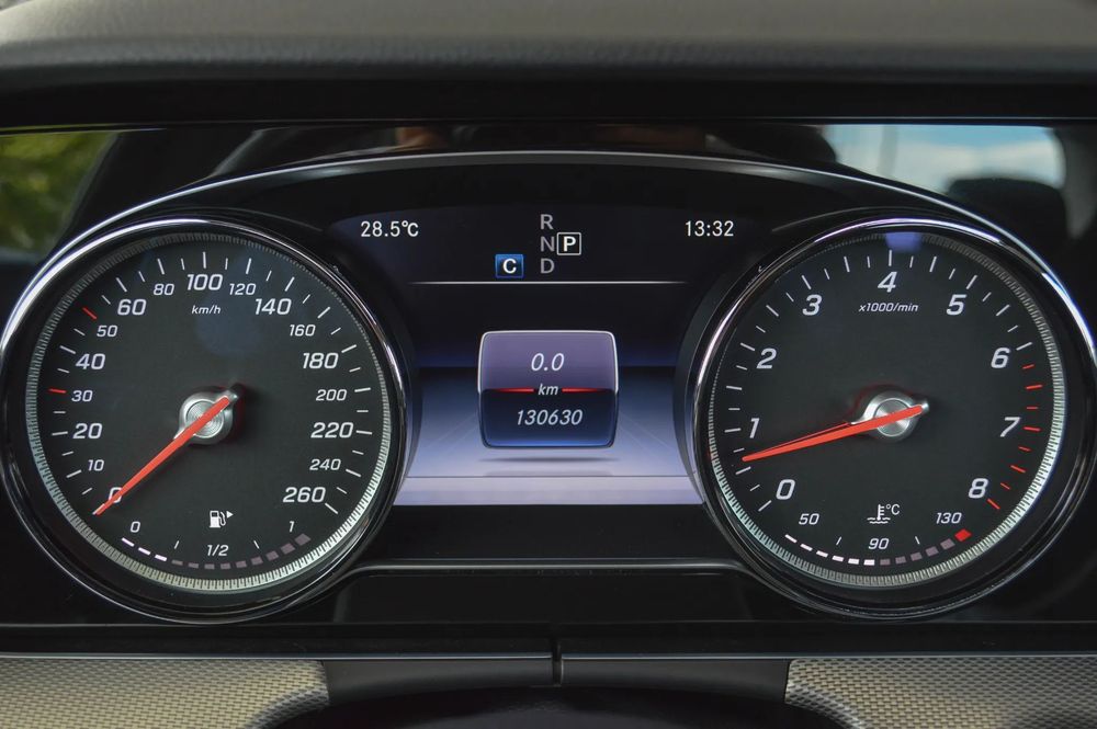 Mercedes-Benz E 2017 Mercedes-Benz E 200 4MATIC 9G-TRONIC Avantgarde / RATE FIXE / Ga