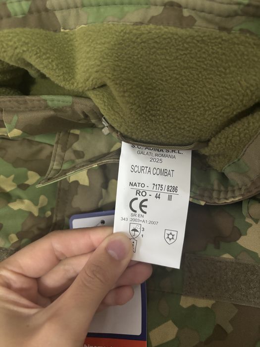 Veston militar nou