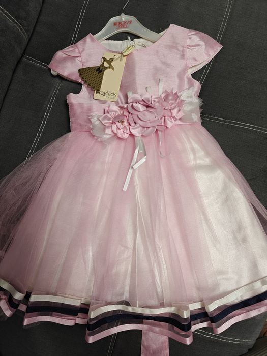 Новое платье на девочку