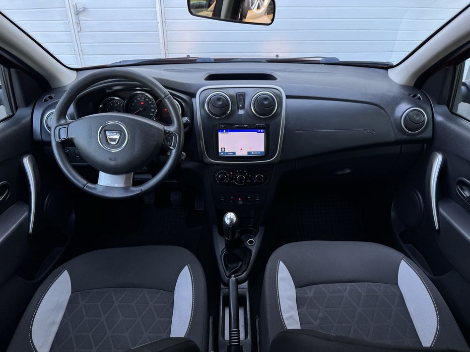 DACIA Sandero Stepway 2015 — imagine 5