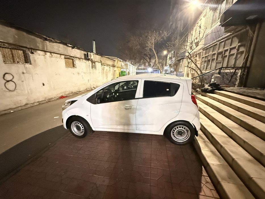 Spark arendaga beriladi