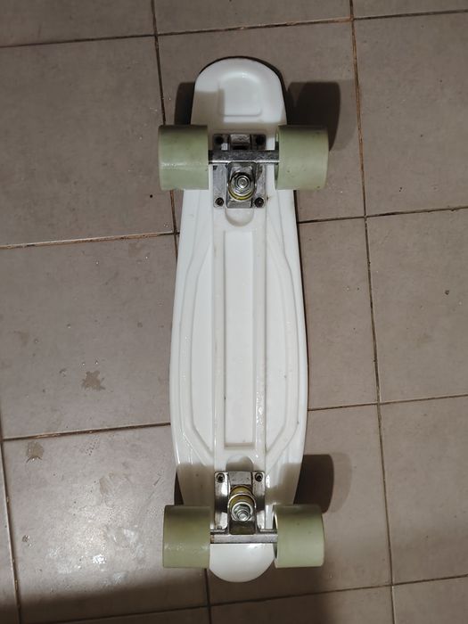 Penny board aproape nou