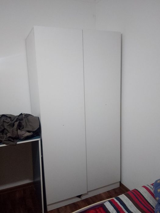 Шкаф новый срочно продаю