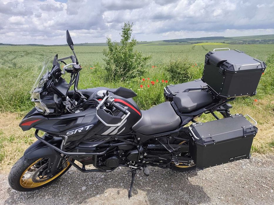 Motocicleta On-Off QJMOTOR SRT 800SX