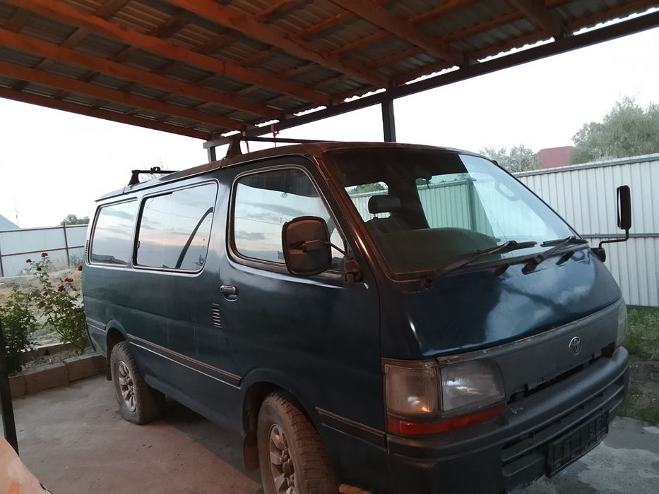 Toyota продам срочно