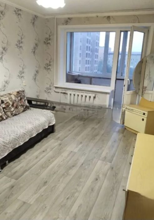 Продам 1ую р-н Гор отдел нов. план.