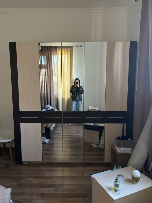 Продам спальный гарнитур