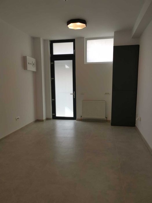 Inchiriez spatiu comercial, Curtea de Arges, zona Posada, langa Flanco