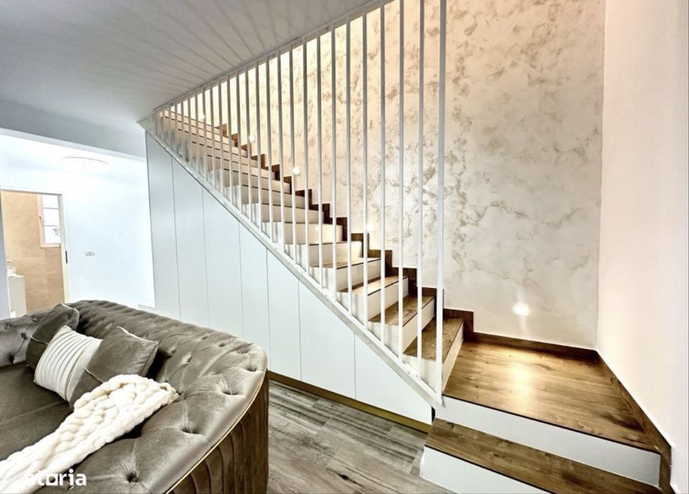 Casa remetea mare in vatra vechie