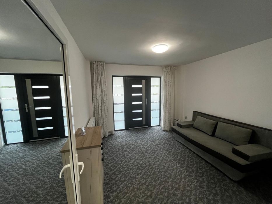 Garsoniera cf 1 , de inchiriat ..