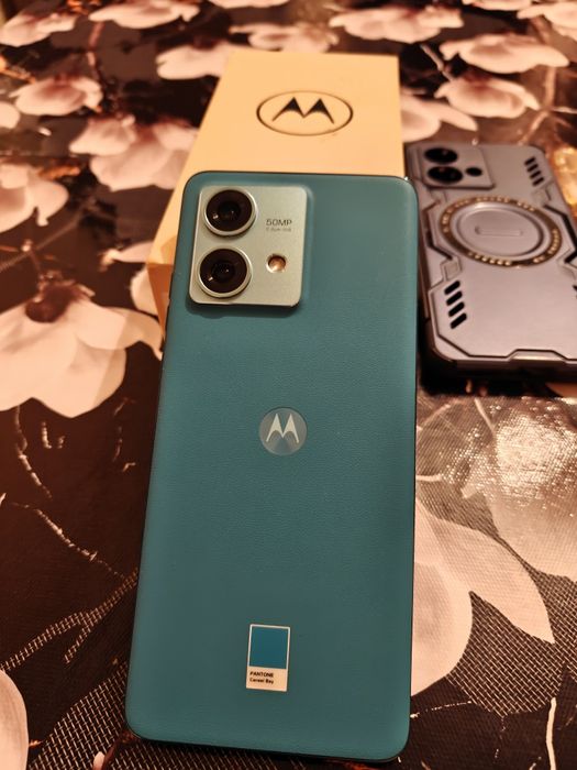 Продаются два смартфона в отличном состоянии.