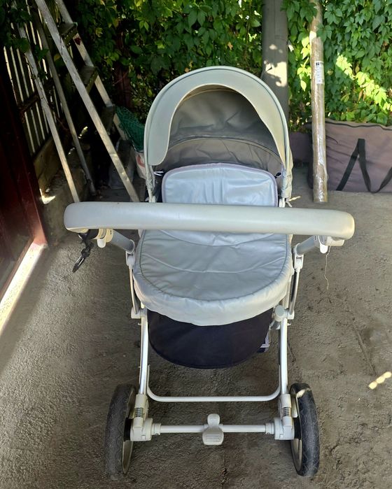 Коляска фирмы Текнум