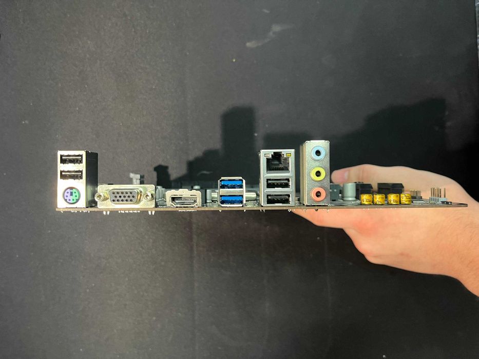 Материнская плата GIGABYTE H310M S2