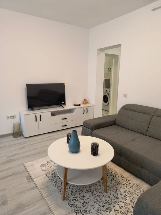 Închirez apartament Sânpetru Subcetate