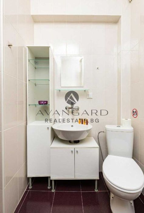 Продава се Тристаен апартамент в Пловдив, Център - 86 кв.м за 3084 €/кв.м - Снимка #10