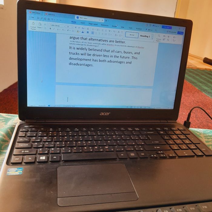 Acer SSD 128 8 GB RAM.