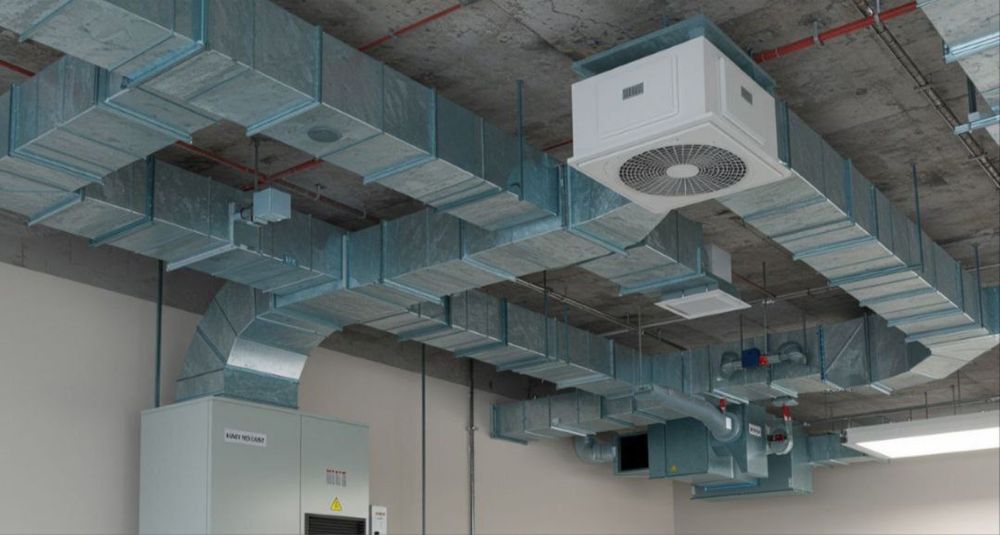 Пожарная сигнализация, видеокамера, солнечный панели, вентиляция