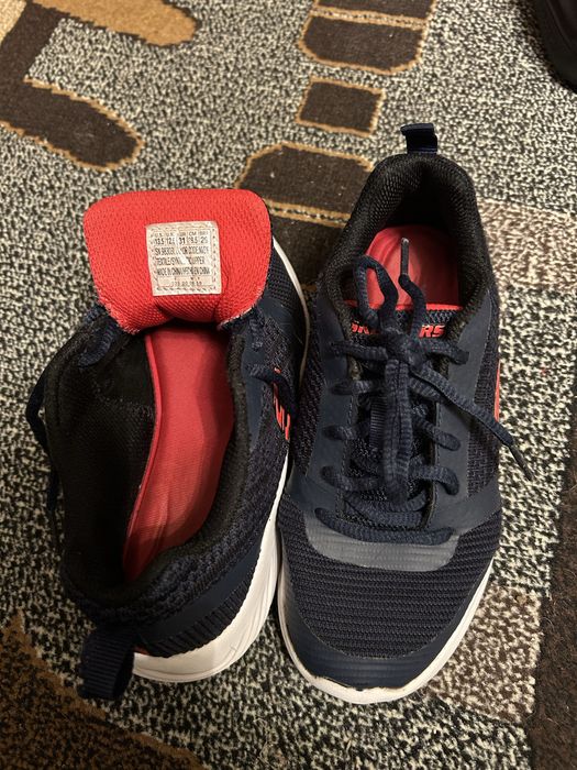 Adidasi adidas 32