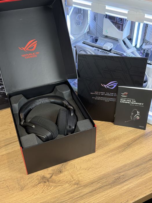 Игровый наушники ASUS ROG Delta