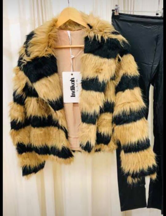 Нови връхни дрехи