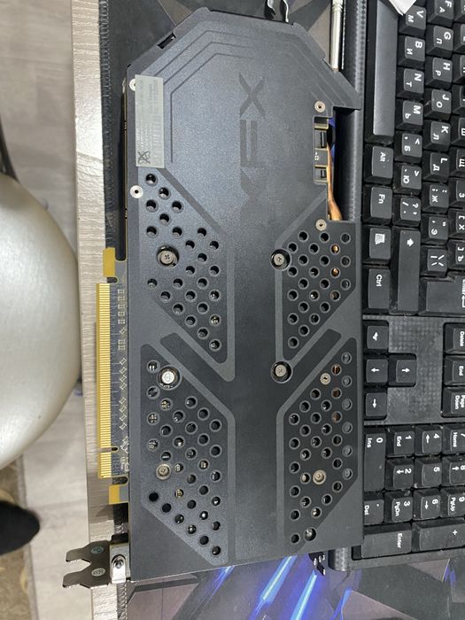 RX 590 8GB видеокарта