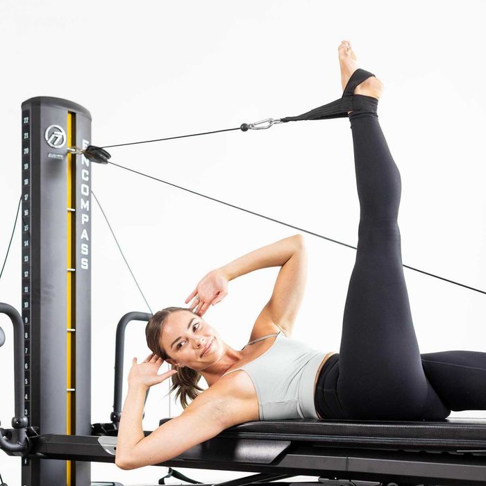 Пилатес Реформър / Фитнес Тренажор /