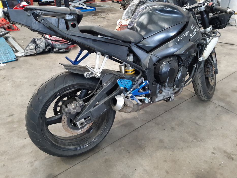 Мотоциклет Ямаха Р1(Yamaha R1-1998-00g,2001-03 injection)-на части