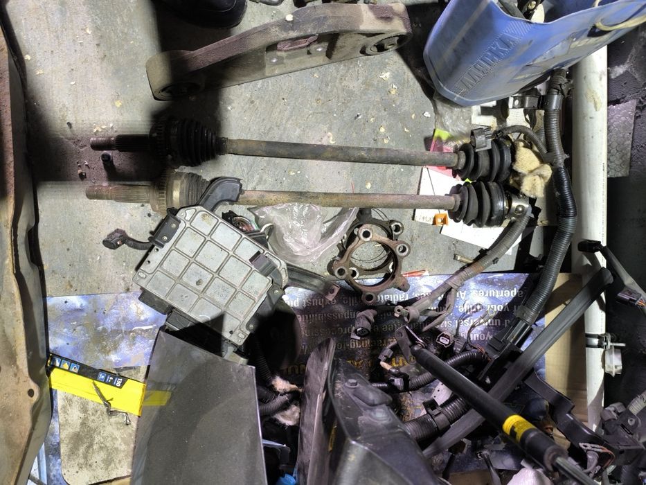 Запчасти Тойота эстима