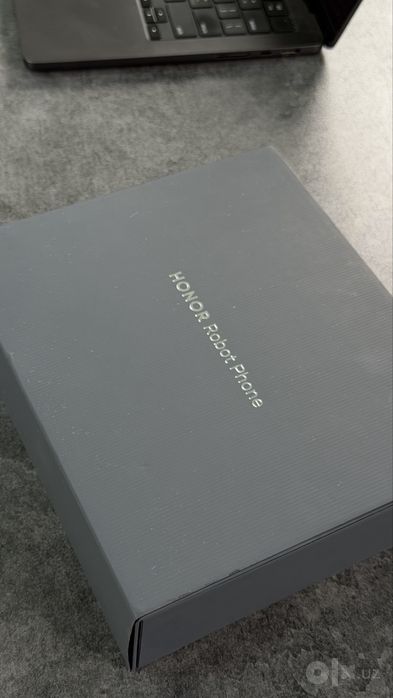 Honor robot phone
