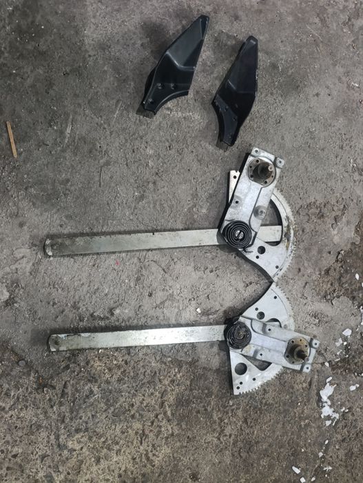 На Мерседес 814.