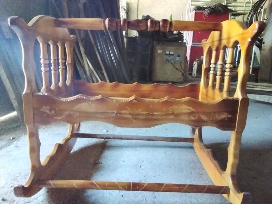 Продам колыбель. Деревянная