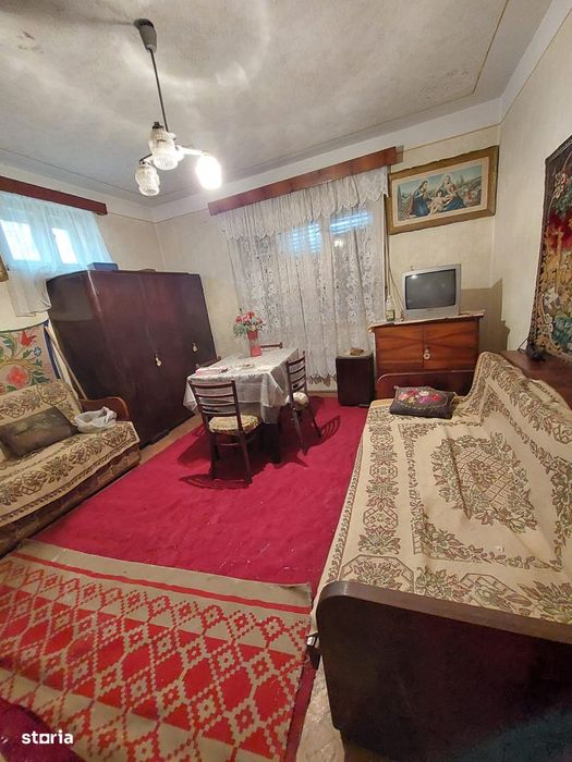 Casa cu 3 camere în Rogerius, Oradea